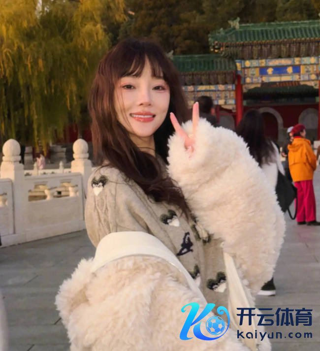 李小璐修起是否上浪姐：莫得构兵过任何节目